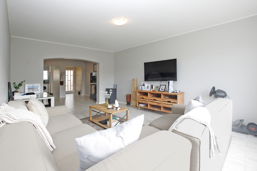 2 Bedroom Property for Sale in Fish Hoek Western Cape
